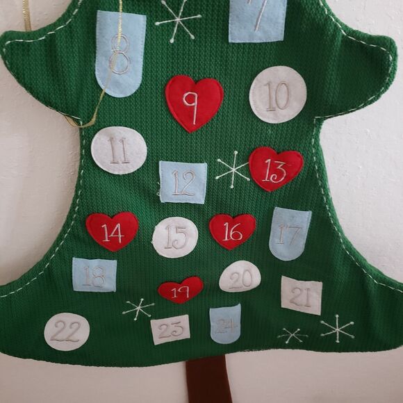 Christmas Tree 47" Large Advent Calendar Fabric Cloth with Star Insert - Picture 4 of 4